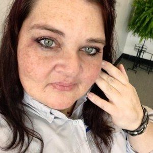 Meet your Posher, Michele